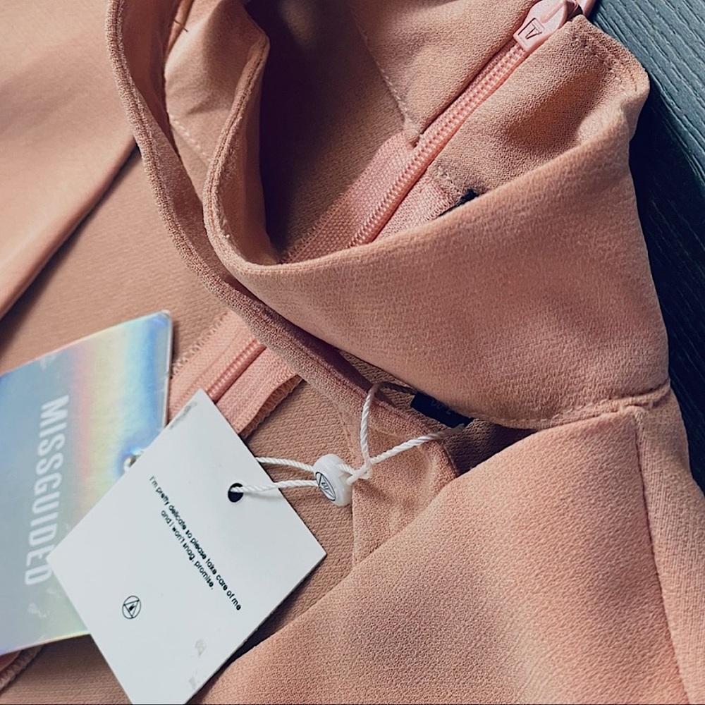 MISSGUIDED Cut Out Choker Neck Long Sleeve Top